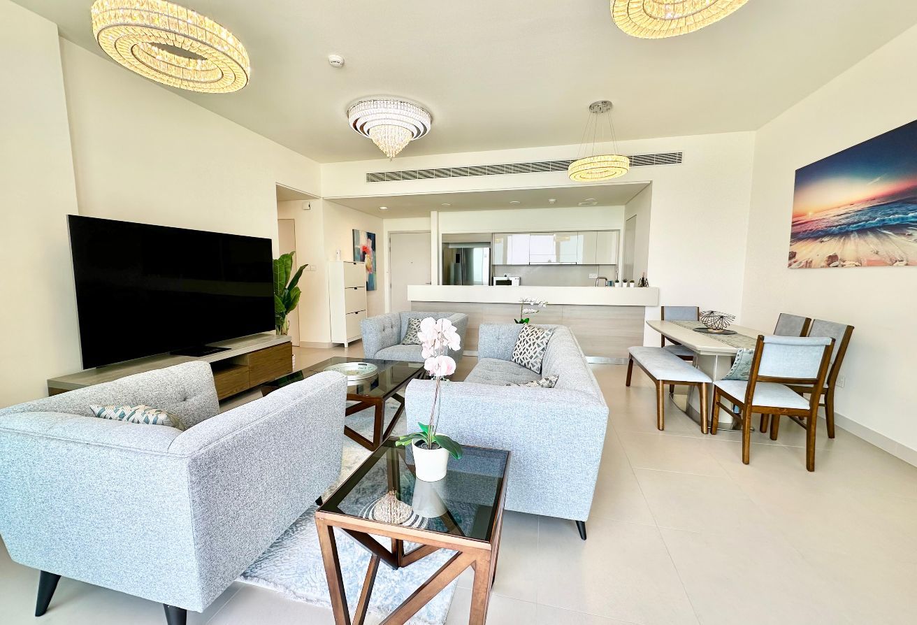 Fully Furnished 3BR | Marassi Beachfront with Direct Access | Freehold  – Slide 3