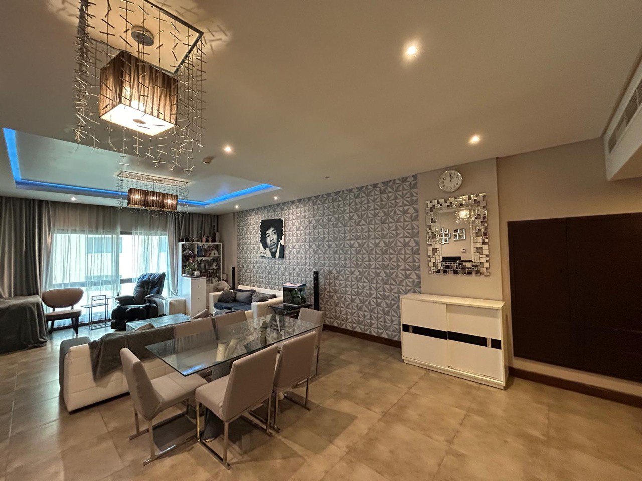 Spacious Luxury 2-Bedroom Residence with a Signature Gourmet Kitchen – Slide 5