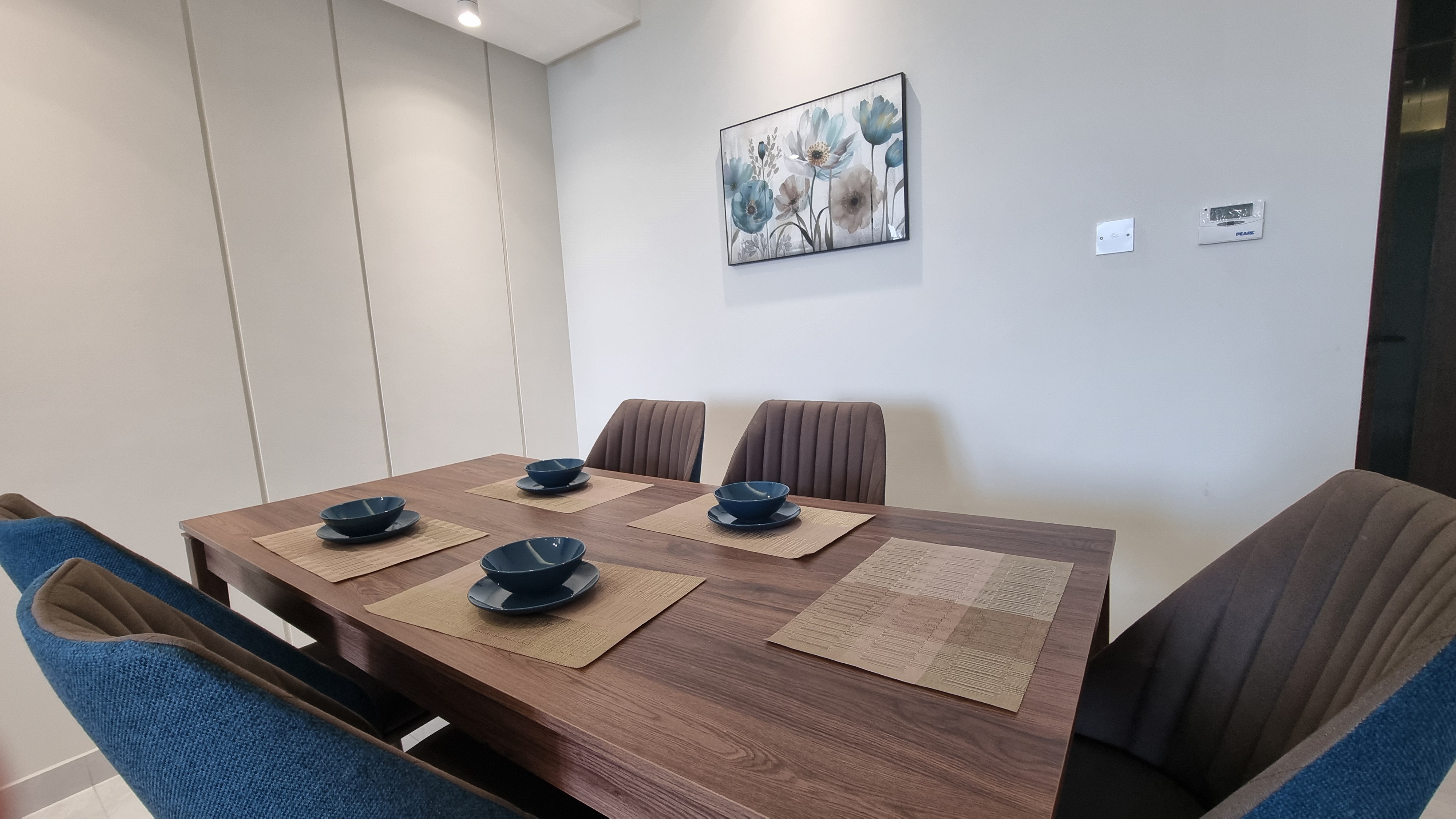 Sea and Marina Views / Closed Kitchen / Modern Finishing – Slide 4