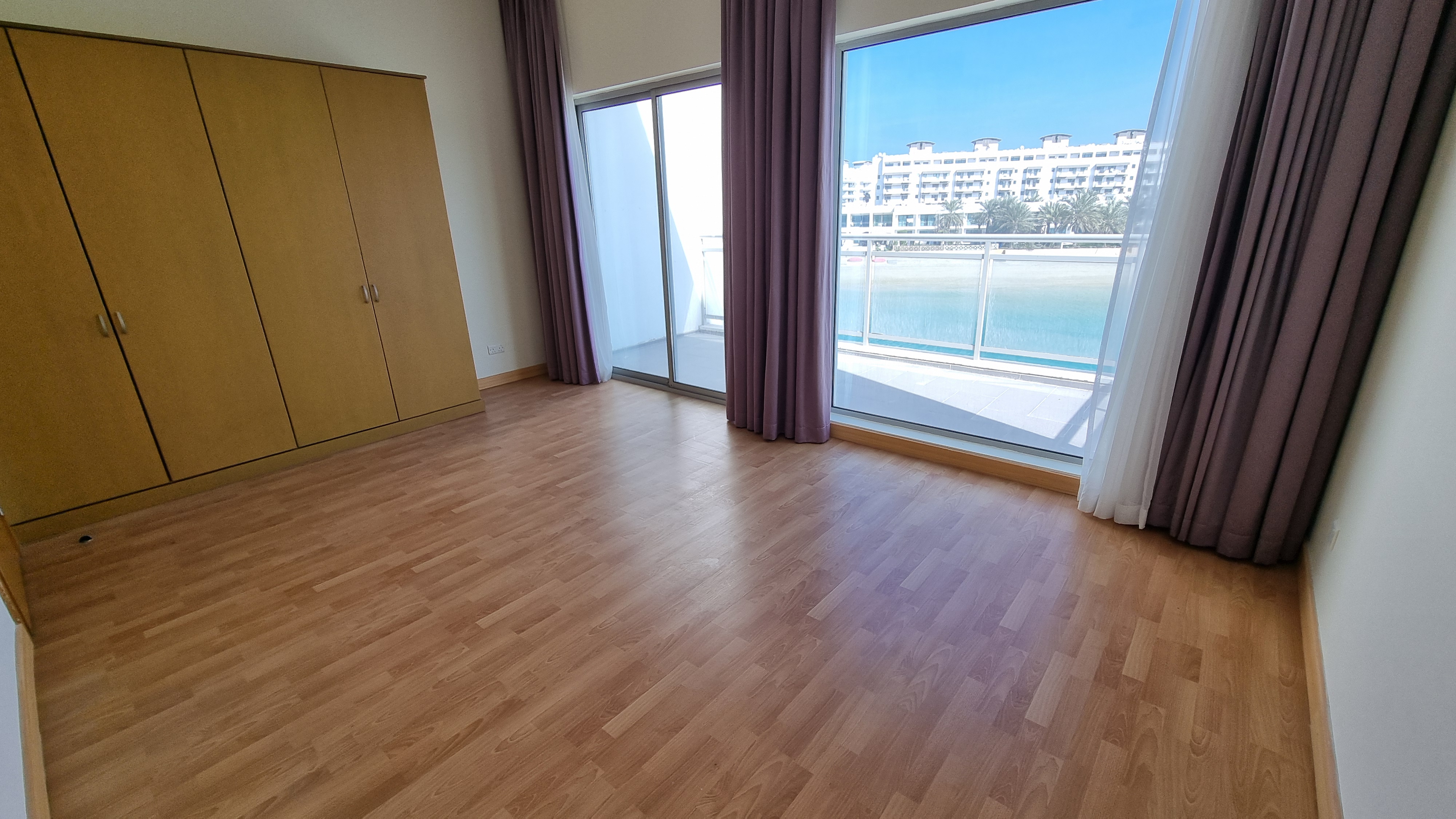 Tranquil Beach Compound with Turquois Views and Swimming Pools – Slide 10