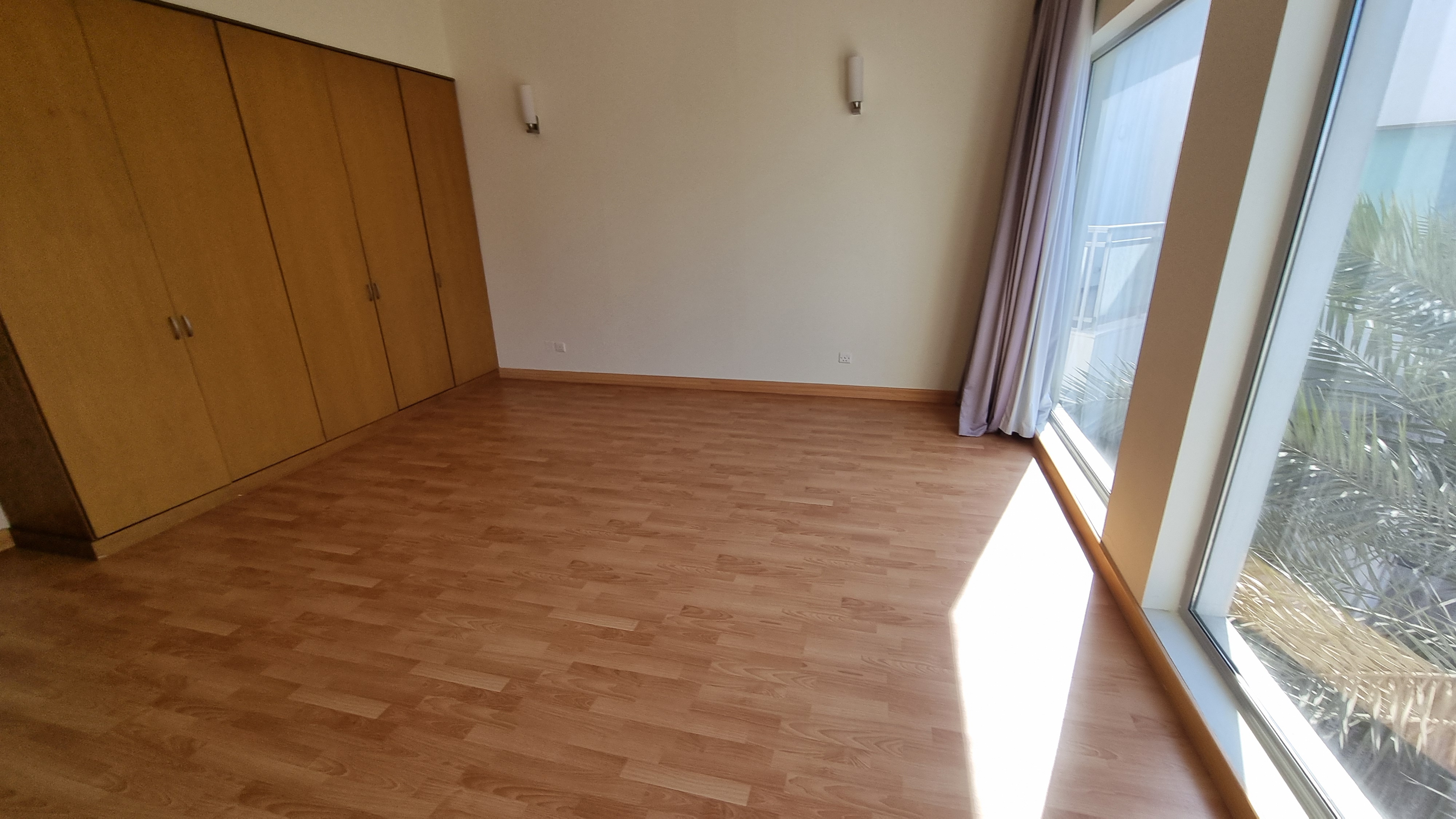 Tranquil Beach Compound with Turquois Views and Swimming Pools – Slide 11