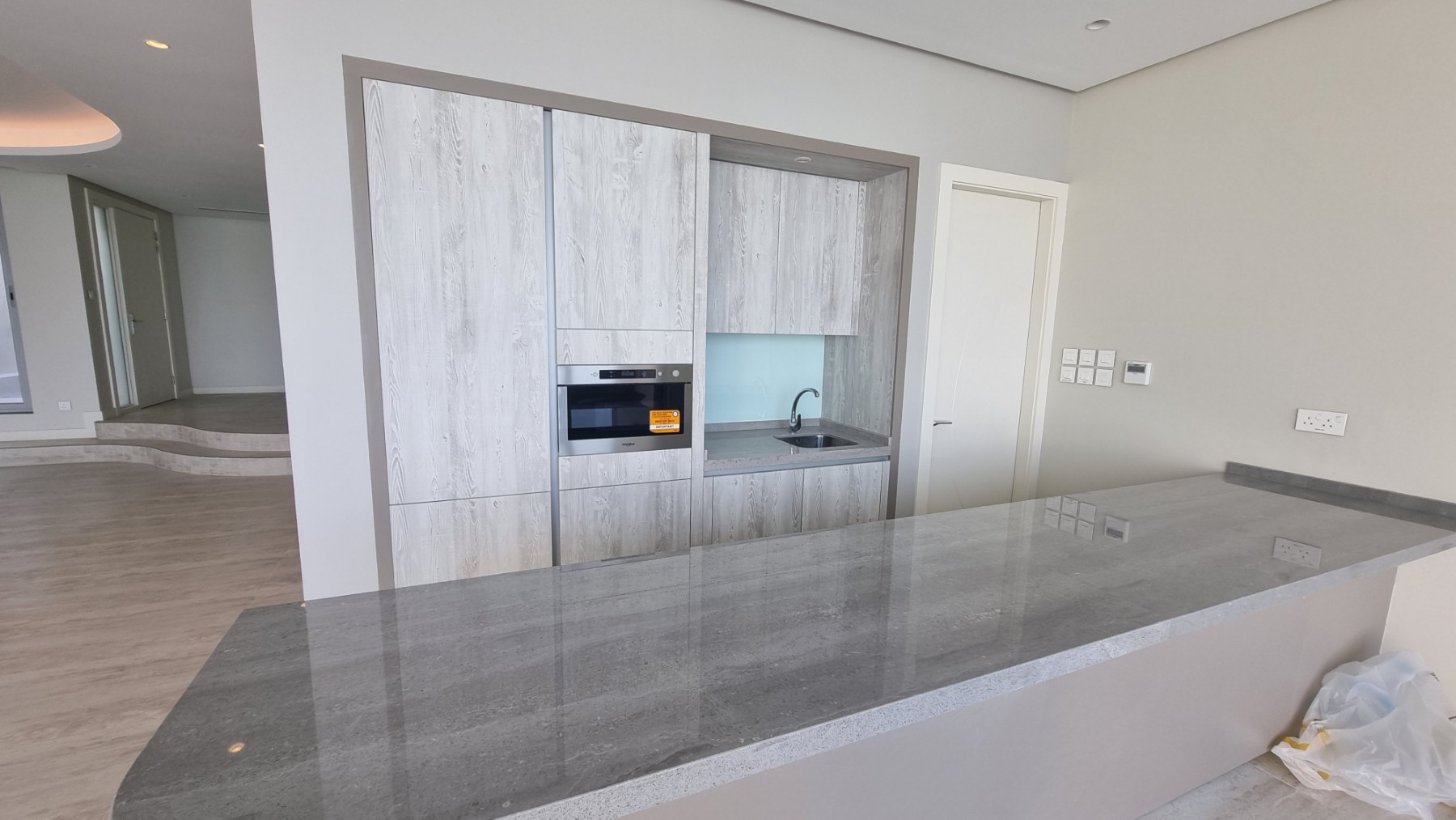 Oceanfront Living/Tranquil/Pool/Gated Community – Slide 18