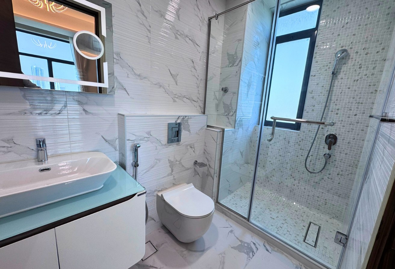 Brand new Luxury- Amazing View I Lower Floor I BIG – Slide 6