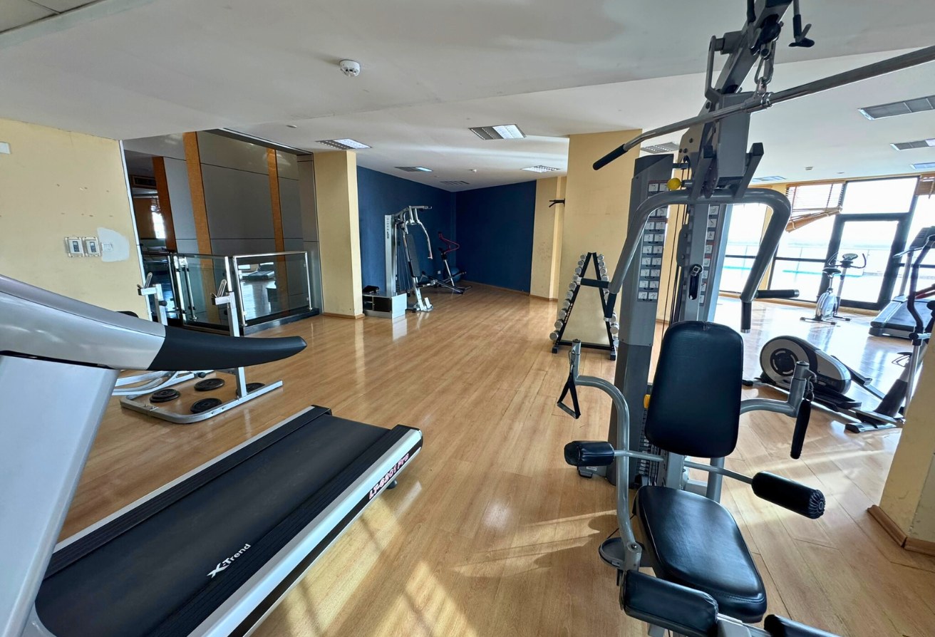 Lower floor - Sea view- All Ensuite - Near highway – Slide 19