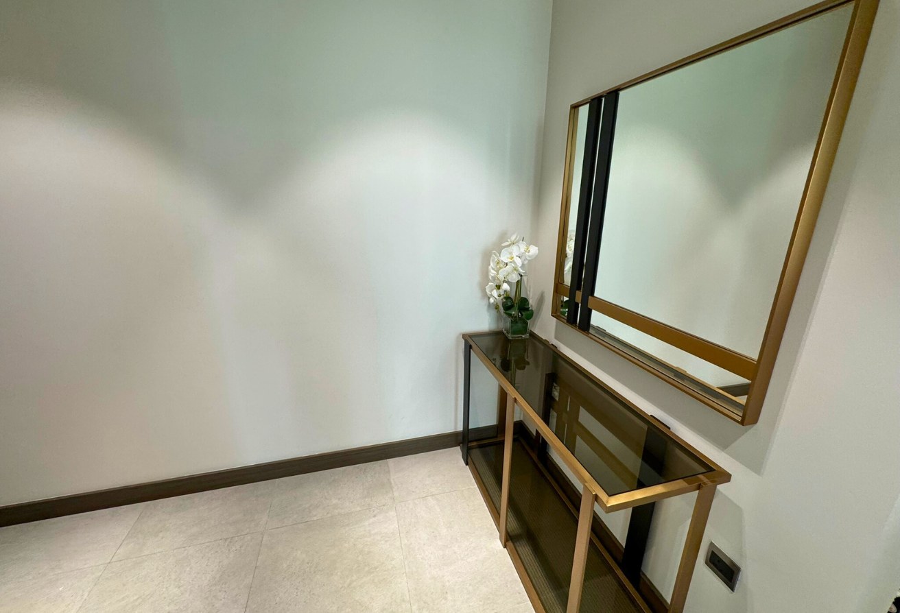 5 star Luxury- Sea view -  Lower floor -Dishwasher – Slide 17