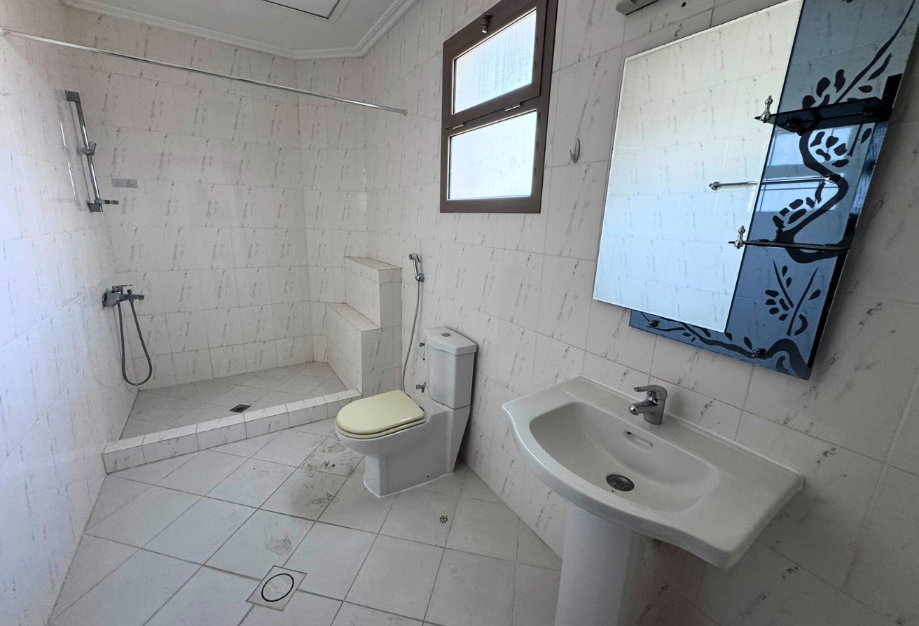 Family friendly |All En suite|Prime location|Store – Slide 5