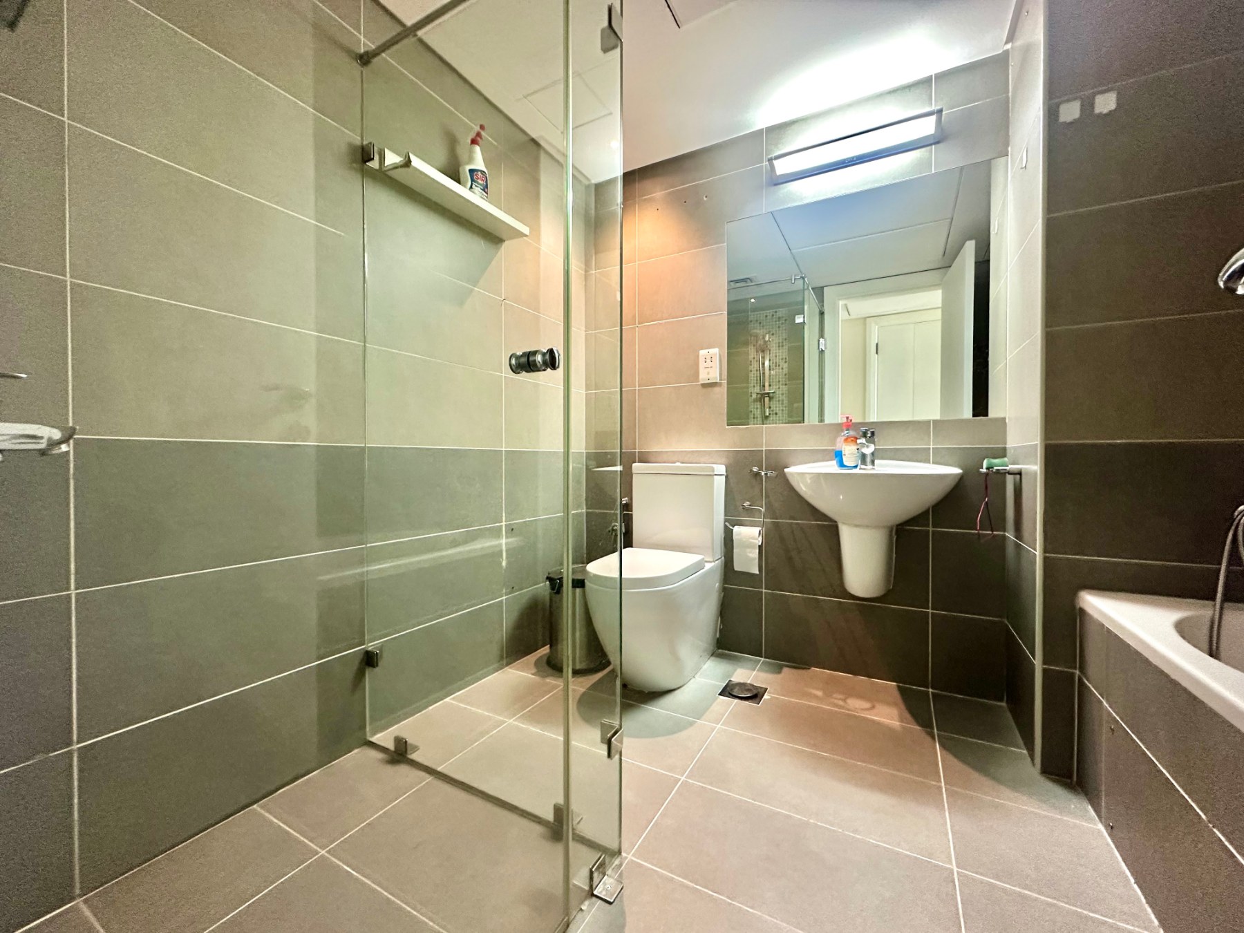 Sea View / Beach Access / Gated Community – Slide 9