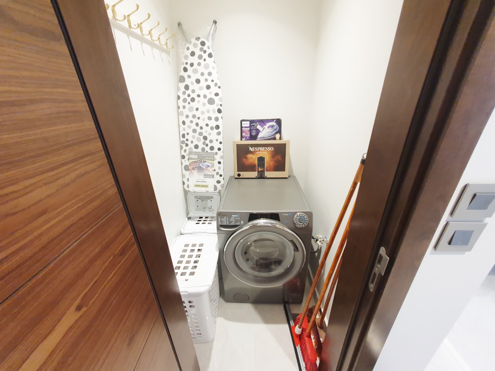 Sea View / Brand New / Maid Room – Slide 10