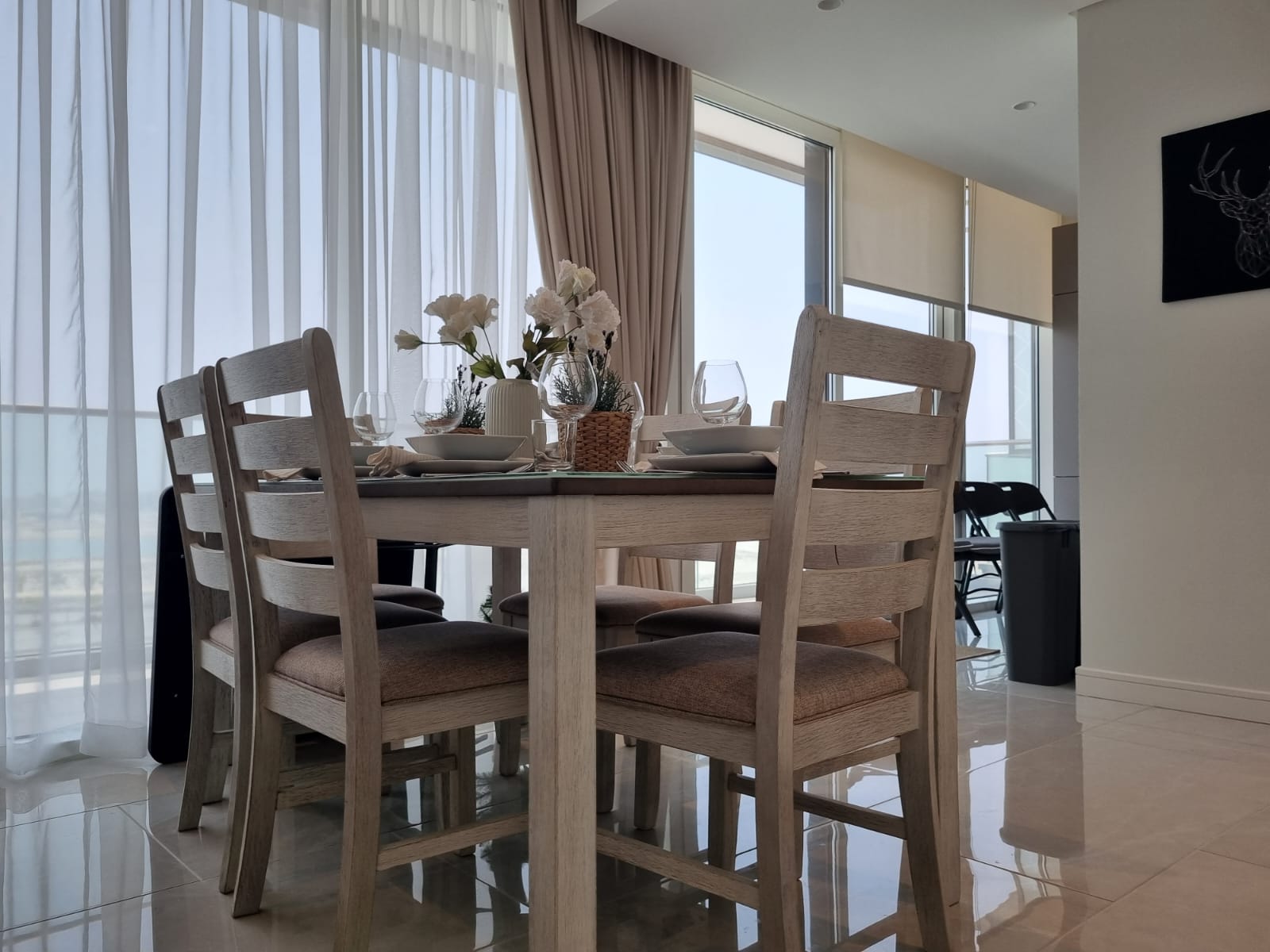 Sea View / Brand New / Maid Room – Slide 4