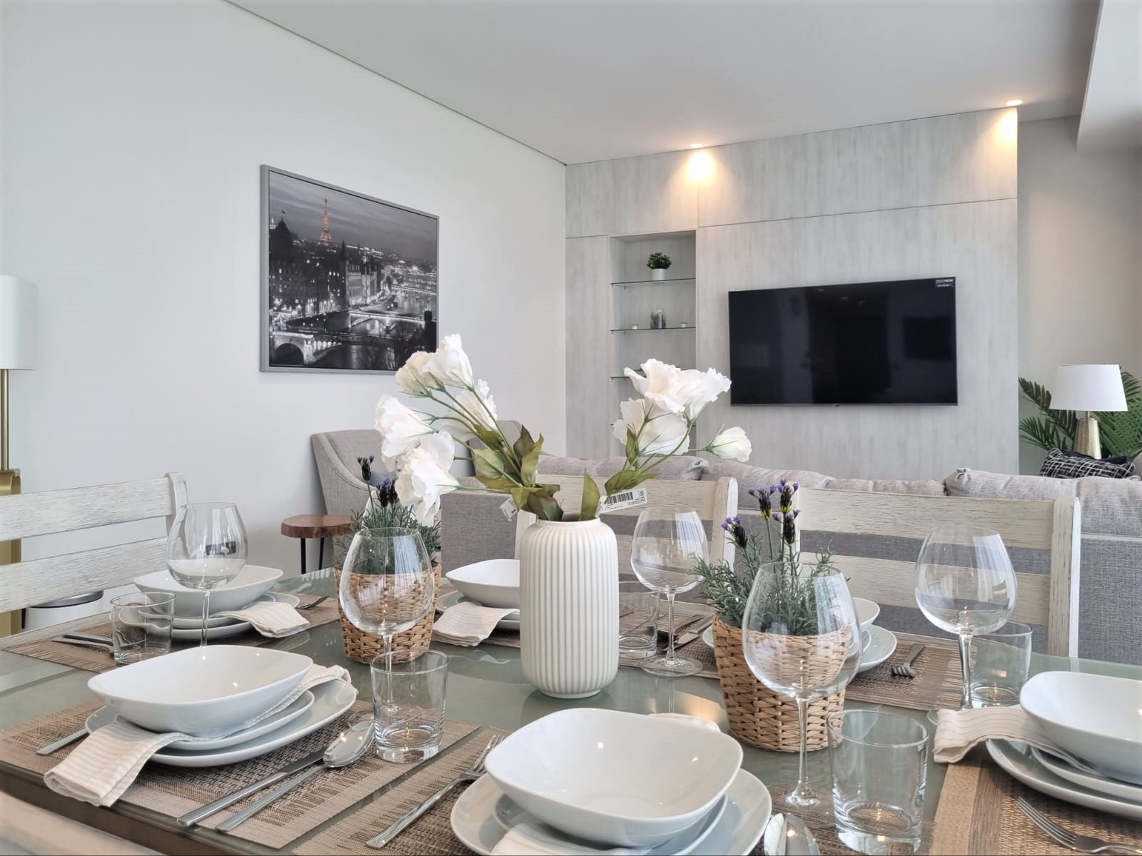 Sea View / Brand New / Maid Room – Slide 2