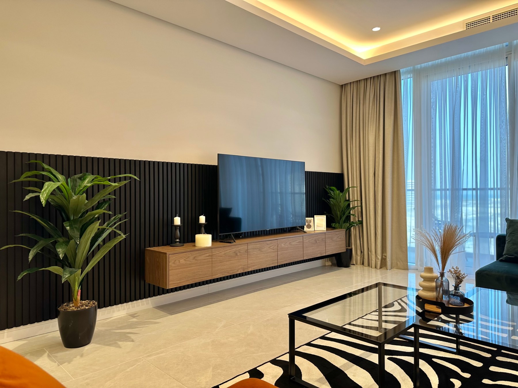 Spacious and Modern 2 Bedroom Apartment – Slide 8