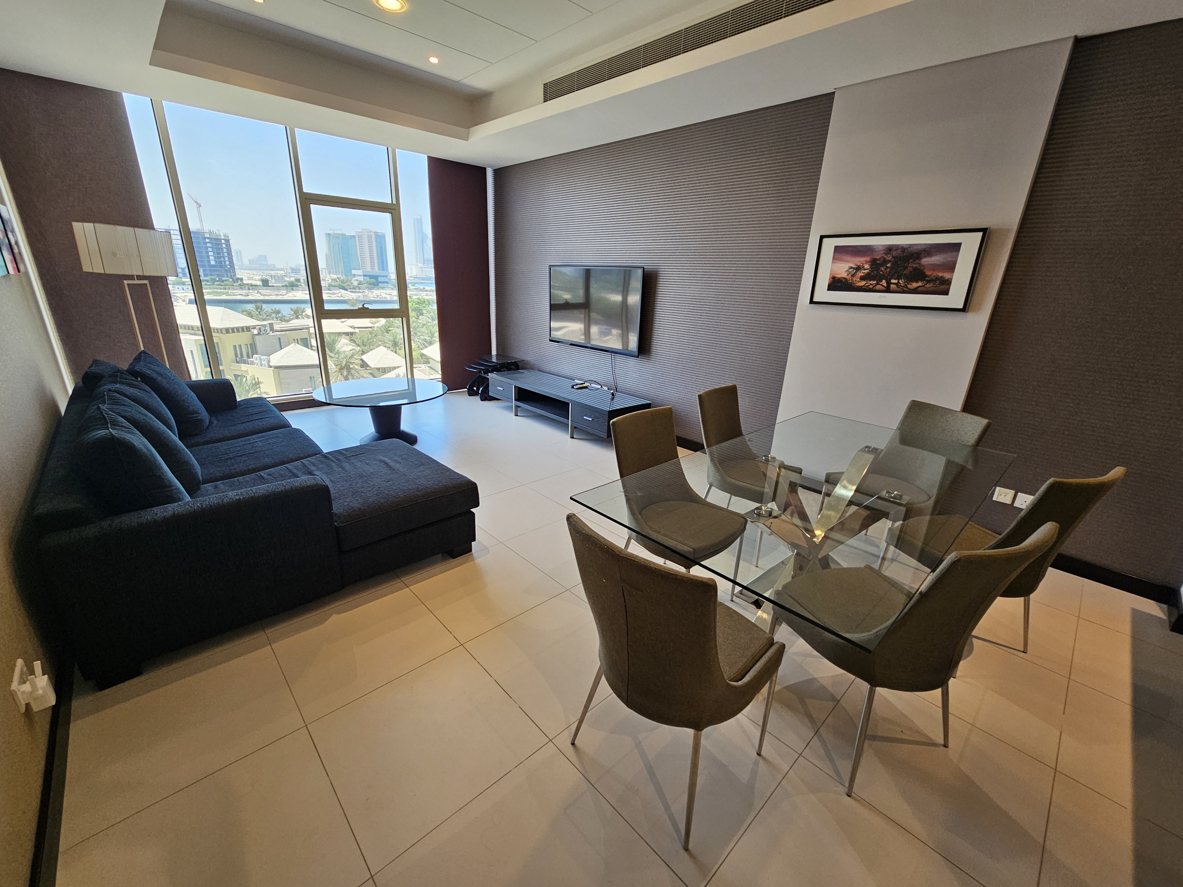 HIGH FLOOR * RESORT VIEW * GREAT PRICE – Slide 2