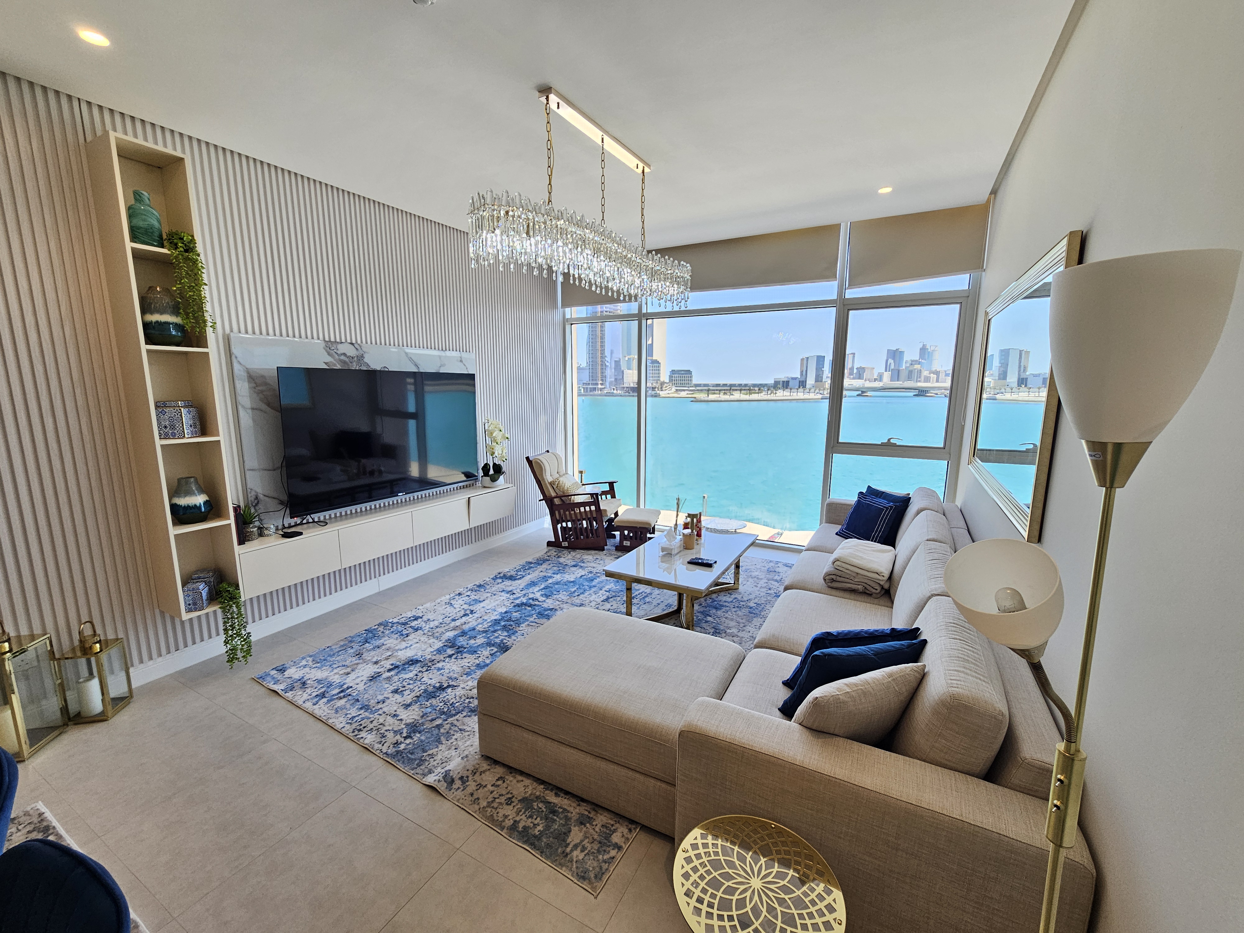 AMAZING INTERIOR DESIGN * PANORAMIC SEA VIEW – Slide 5