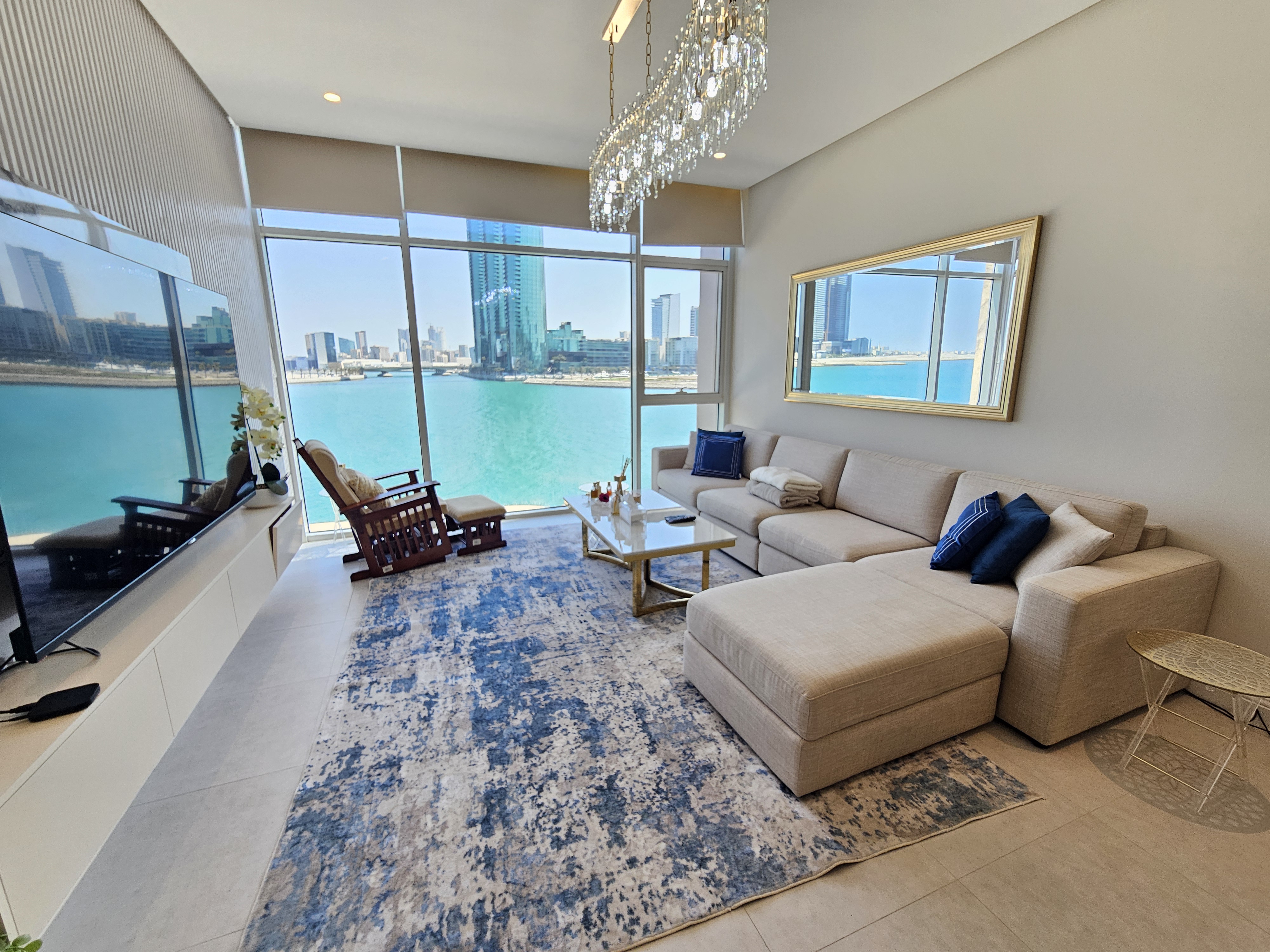 AMAZING INTERIOR DESIGN * PANORAMIC SEA VIEW – Slide 1