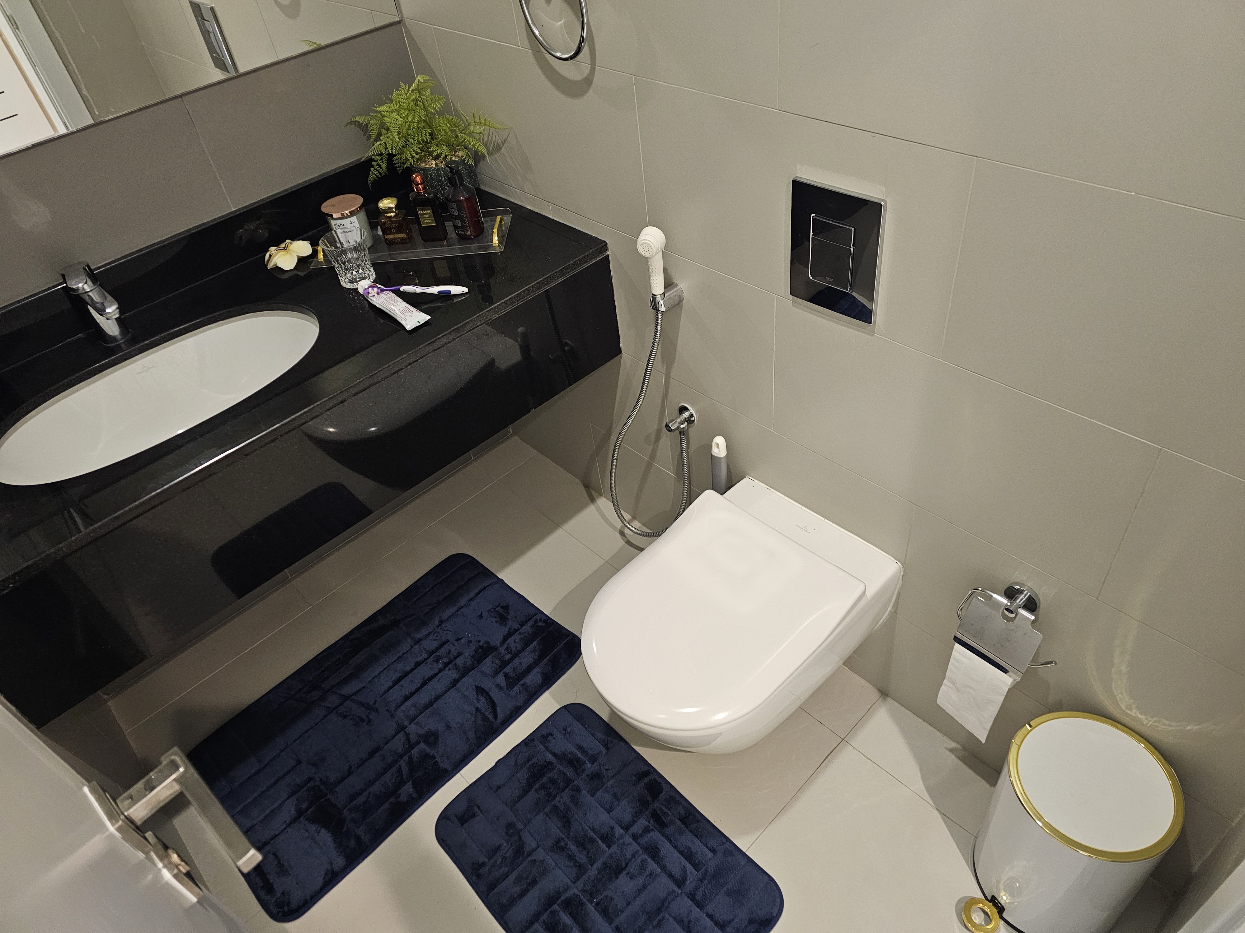 AMAZING INTERIOR DESIGN * PANORAMIC SEA VIEW – Slide 8