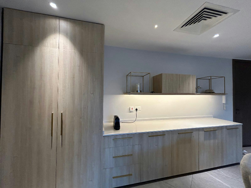 Brand new ultra modern flat in brand new tower full sea view pets allowed – Slide 12