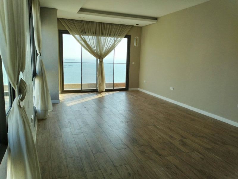 Brand new 3 bedroom + maid apartment in Hidd – Slide 1