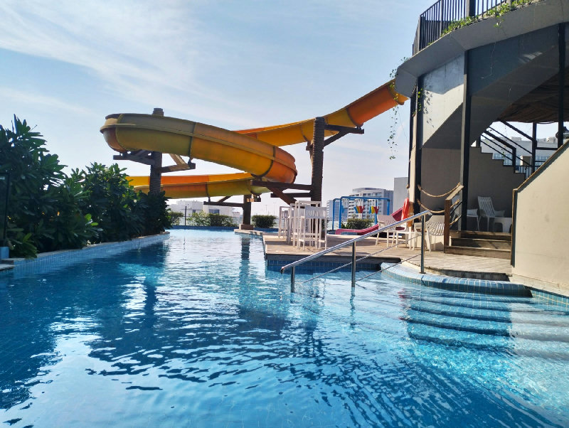 Brand spacious 3 bedroom apartment with amazing sea view in Dilmunia – Slide 1