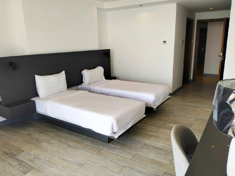 Brand spacious 3 bedroom apartment with amazing sea view in Dilmunia – Slide 11