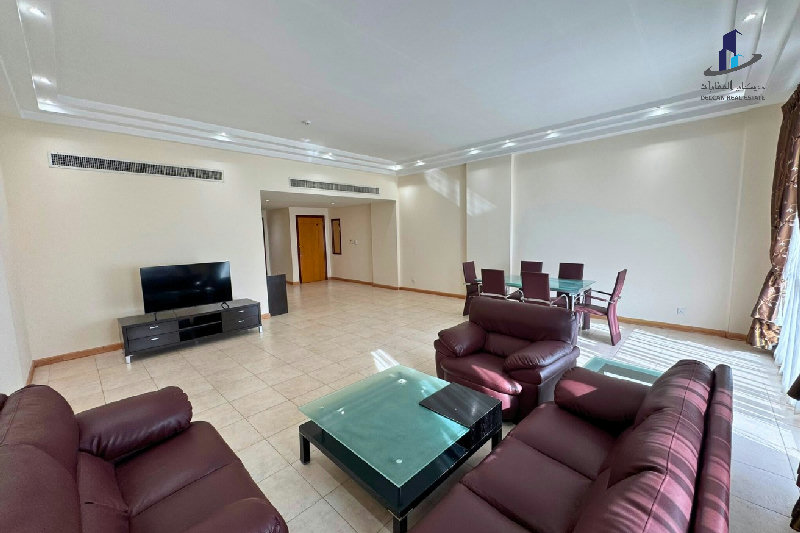 Lower floor - Sea view- All Ensuite - Near highway – Slide 15