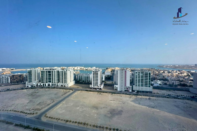 Sea view -Balconies- Serviced -Kids area-Spacious – Slide 2