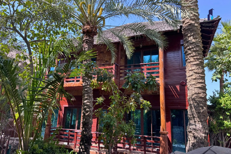 Water view-Tropical Style-Tennis- spacious -Modern – Slide 18