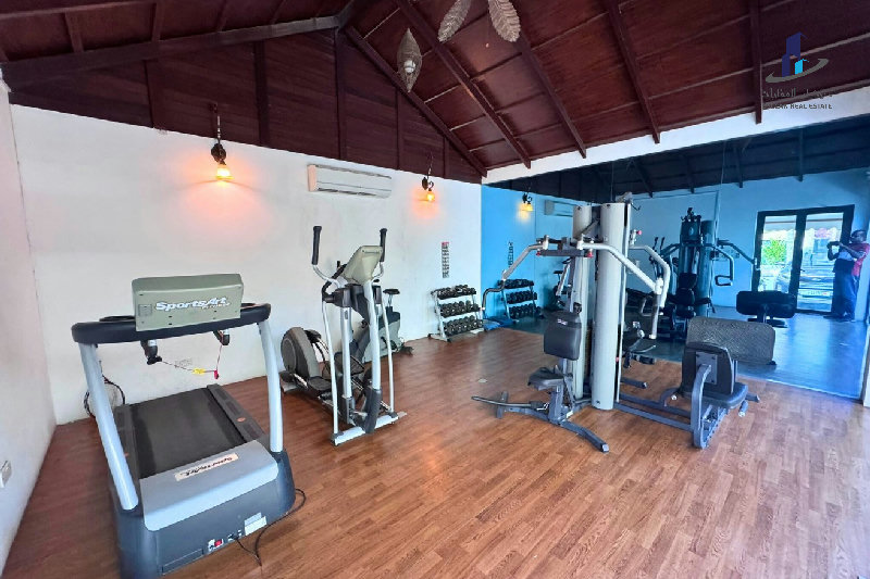 Water view-Tropical Style-Tennis- spacious -Modern – Slide 8