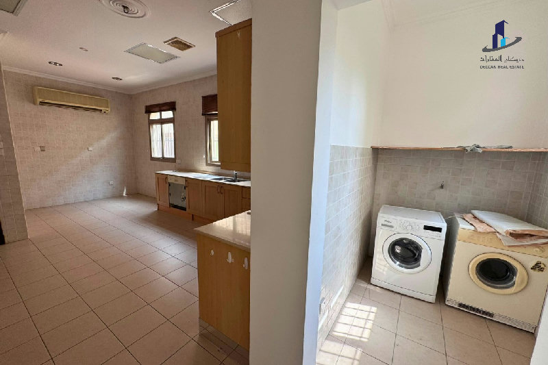 Mansion type villa|Private garden|Bright|Kids area – Slide 10