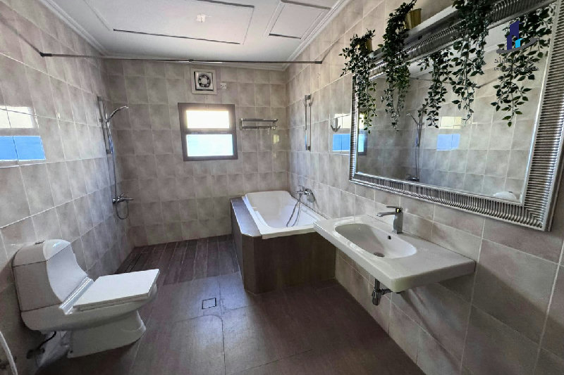 Family friendly |All En suite|Prime location|Store - View 2