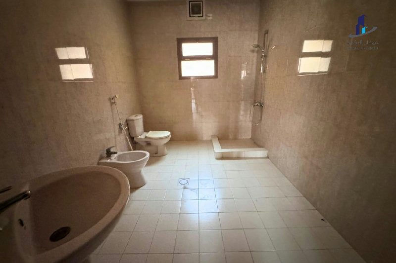 Family friendly |All En suite|Prime location|Store – Slide 10