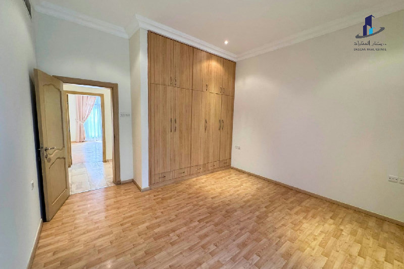 Pet friendly| Private garden/pool Elegant-spacious – Slide 17