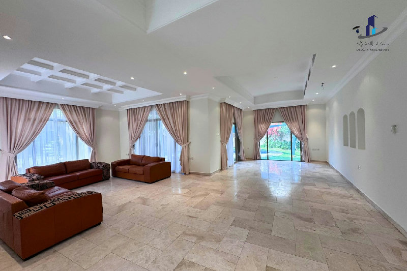 Pet friendly| Private garden/pool Elegant-spacious – Slide 21