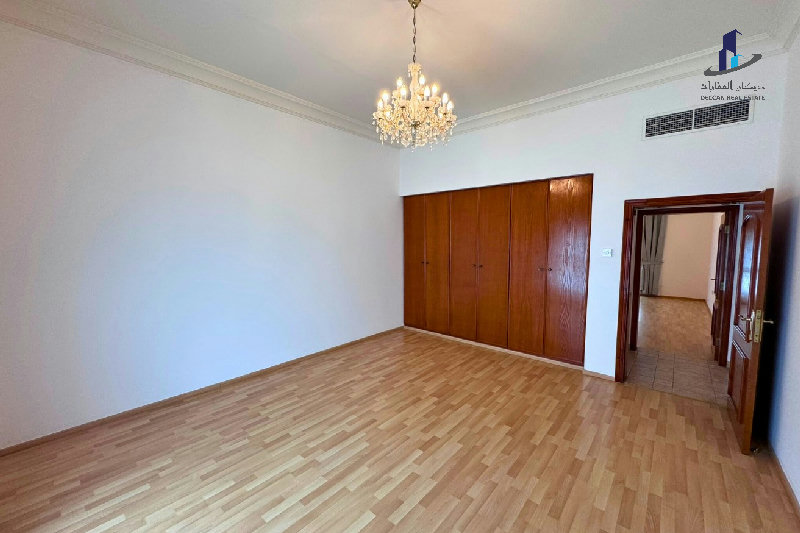 Spacious Pet friendly modern villa|Bright |Duplex – Slide 23