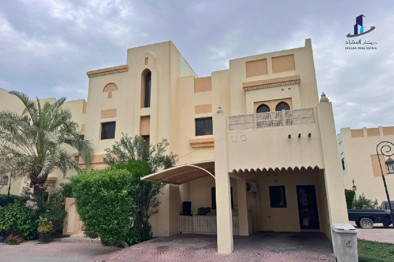 Huge private garden |Pocket friendly | Easy access – Slide 1