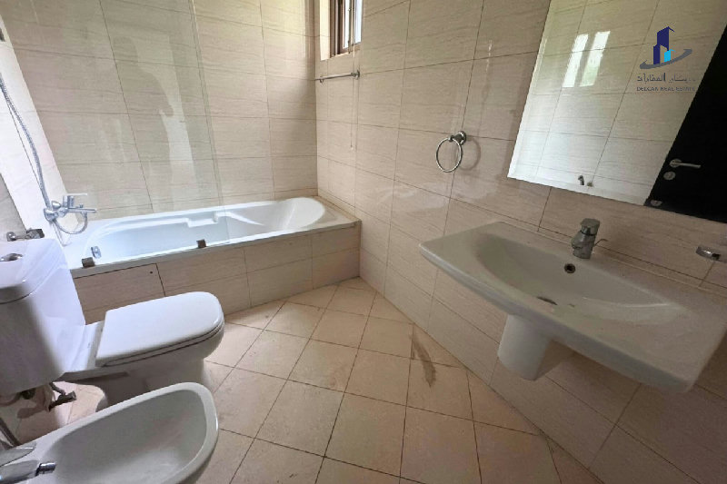 Near Rugby club |Prestigious Compound| Garden|BIG – Slide 24