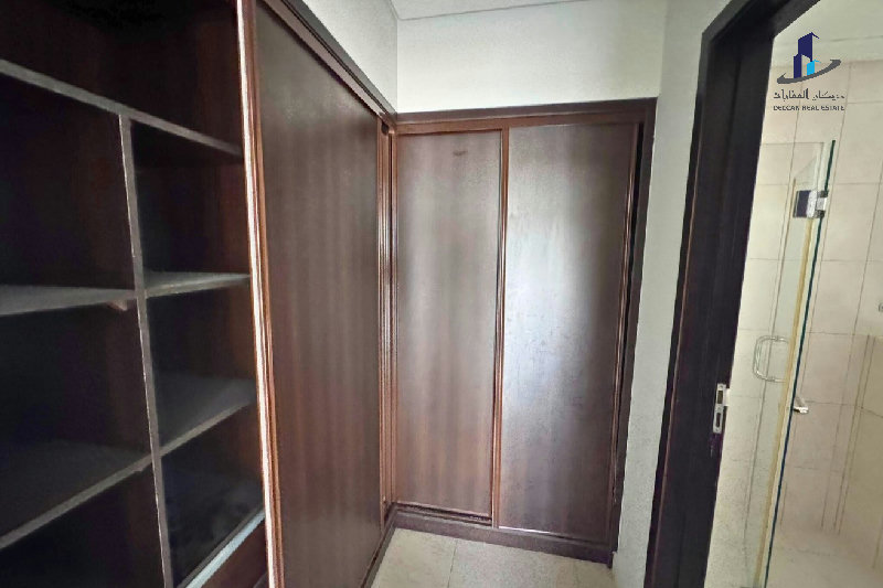 Near Rugby club |Prestigious Compound| Garden|BIG – Slide 3