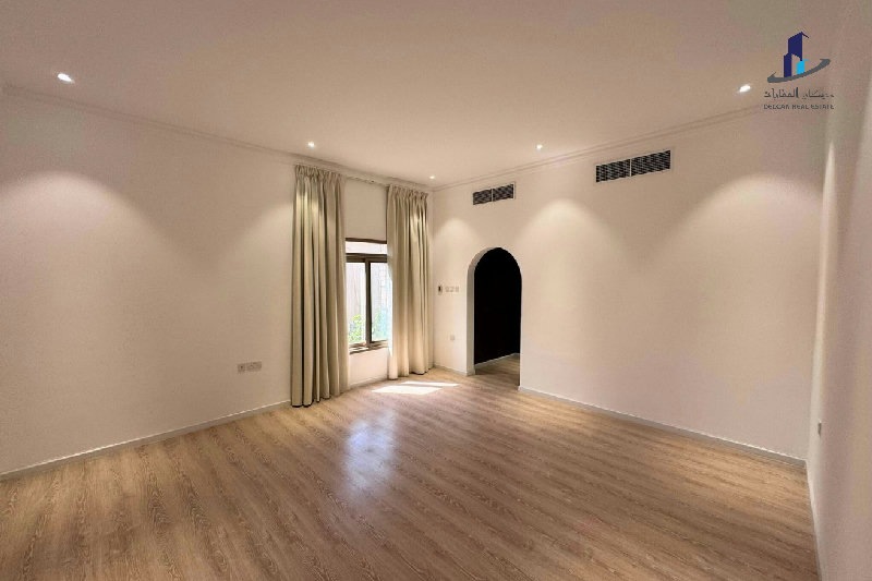 Private pool | Secure compound | close to causeway – Slide 17