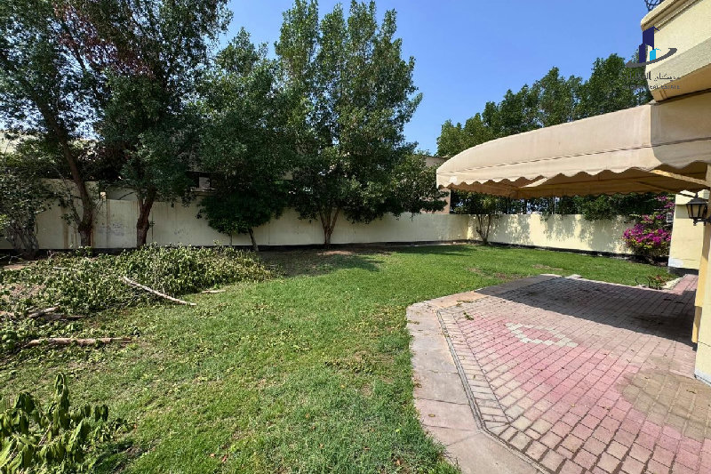 Budget friendly |Squash |Tennis courts |Kids areas – Slide 13