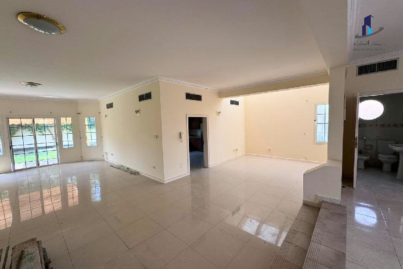 Budget friendly |Squash |Tennis courts |Kids areas – Slide 4