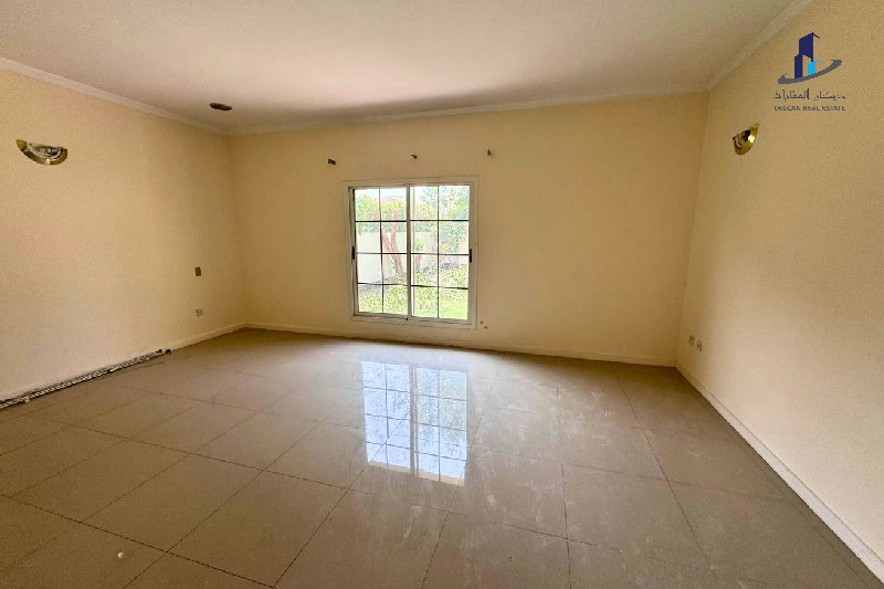 Budget friendly |Squash |Tennis courts |Kids areas – Slide 12