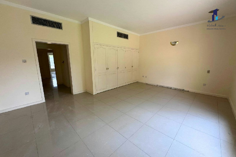 Budget friendly |Squash |Tennis courts |Kids areas – Slide 23