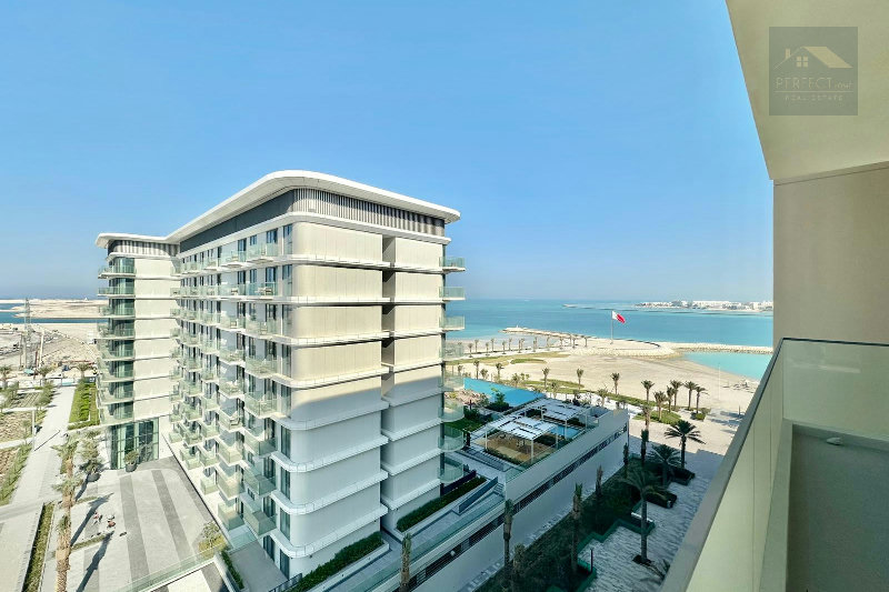 BRAND NEW | DIRECT BEACH ACCESS | HIGHFLOOR – Slide 1