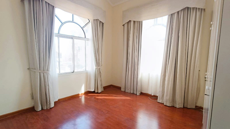 SPACIOUS-PRIVATE POOL-NEAR GALLERIA MALL – Slide 12