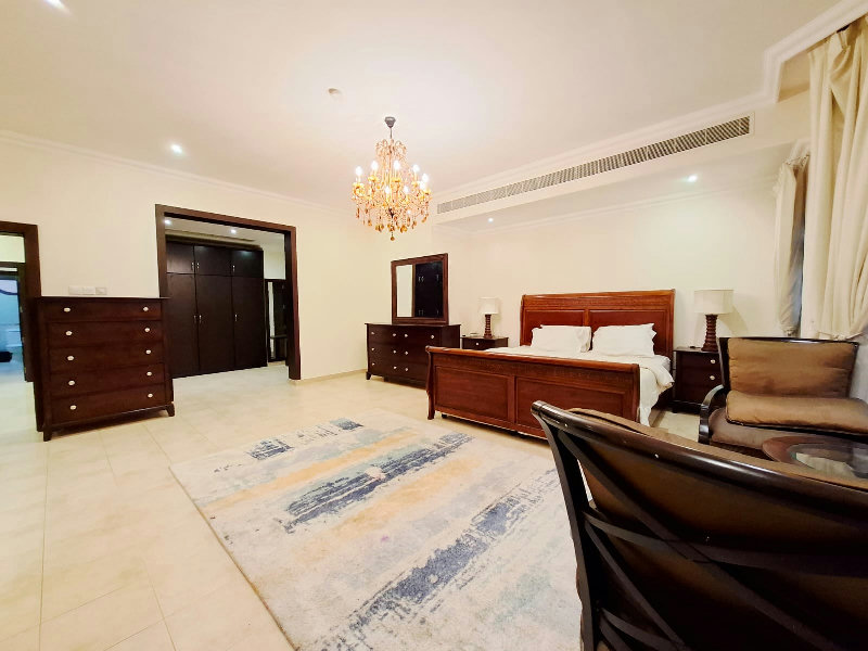 NAVY APPROVED-MODERN-SPACIOUS-PRVATE GARDEN – Slide 24