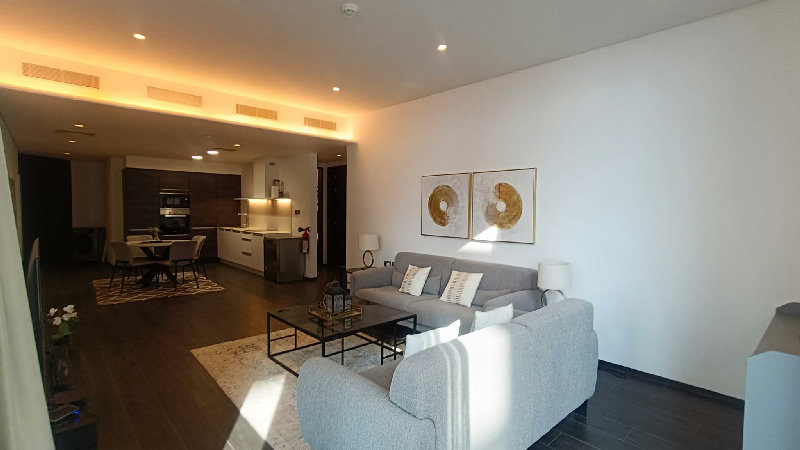 LUXURY APARTMENT -STUNNING VIEW-NEAR HIGHWAY – Slide 2