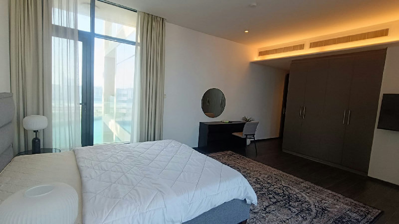 LUXURY APARTMENT -STUNNING VIEW-NEAR HIGHWAY – Slide 6