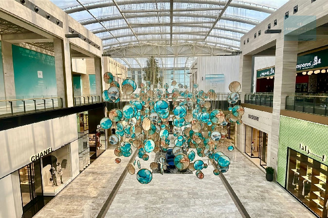 MODERN | POOL VIEW | DIRECT MALL ACCESS | BEACH – Slide 21