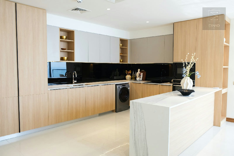 FREEHOLD | BRAND NEW | LUXURY LIVING – Slide 4