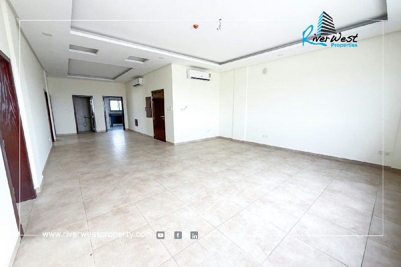 Large 3 Bedroom Unfurnished Apartment for Rent in Bu Quwah – Slide 7