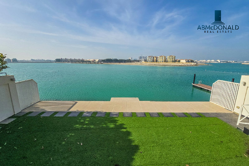 PREMIUM SEAFRONT 4-BEDROOM VILLA | DILMUNIA ISLAND | BD1300 (Exclusive) – Slide 1